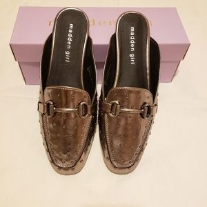 NEW Madden Girl Miloo